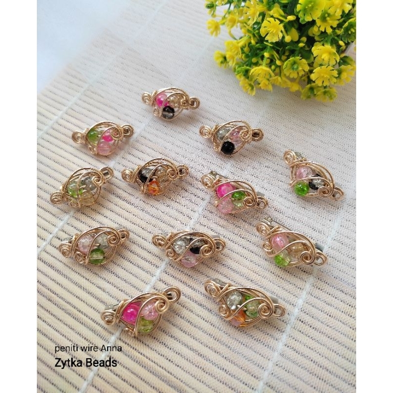 Peniti jilbab | peniti dagu wire Anna lusinan: bros souvenir unik & etnik