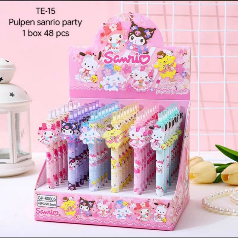 

12pc Bolpen Aklirik Motif Sanrio Tinta Hitam