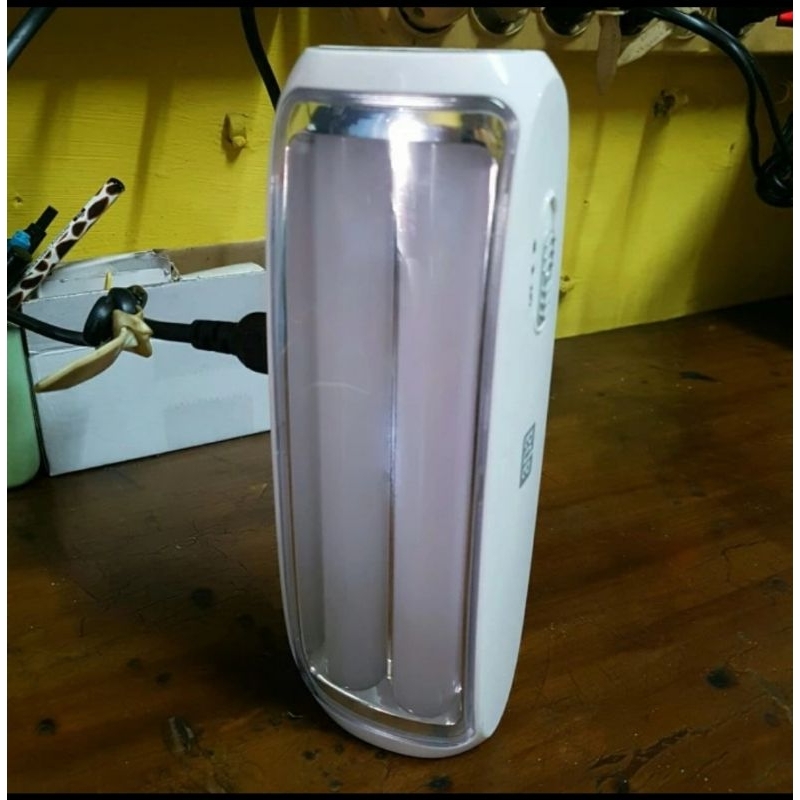 Lampu Emergency merk ACE Hardware 16W, White Grey