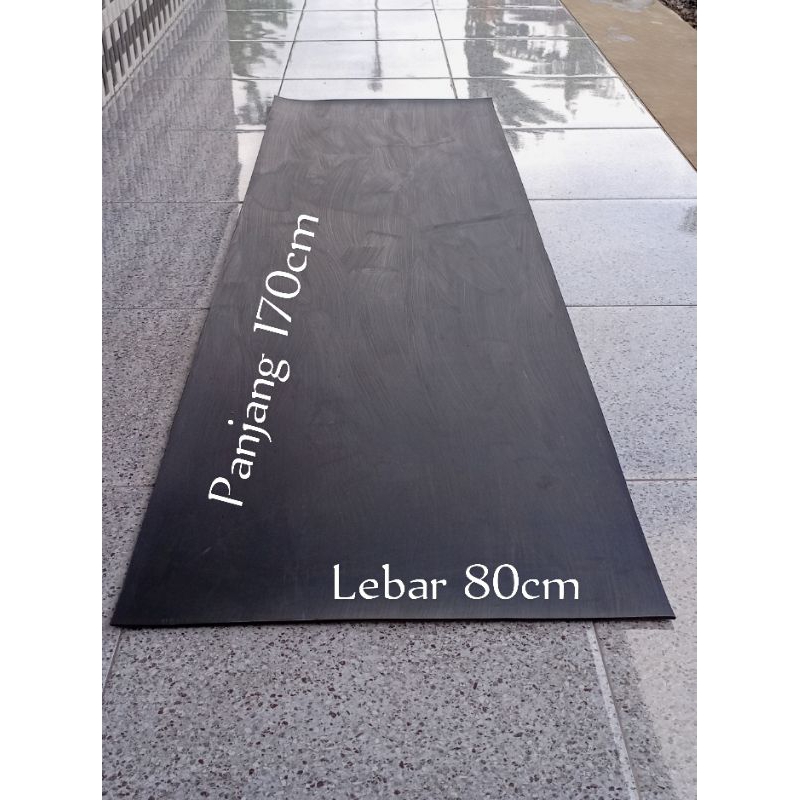 Karpet Karet Penahan Lumpur Belakang Truk 80cm x 170cm