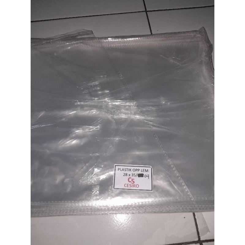 

Plastik OPP tebal 04 30x37,5 dan 35x39 isi 100pcs