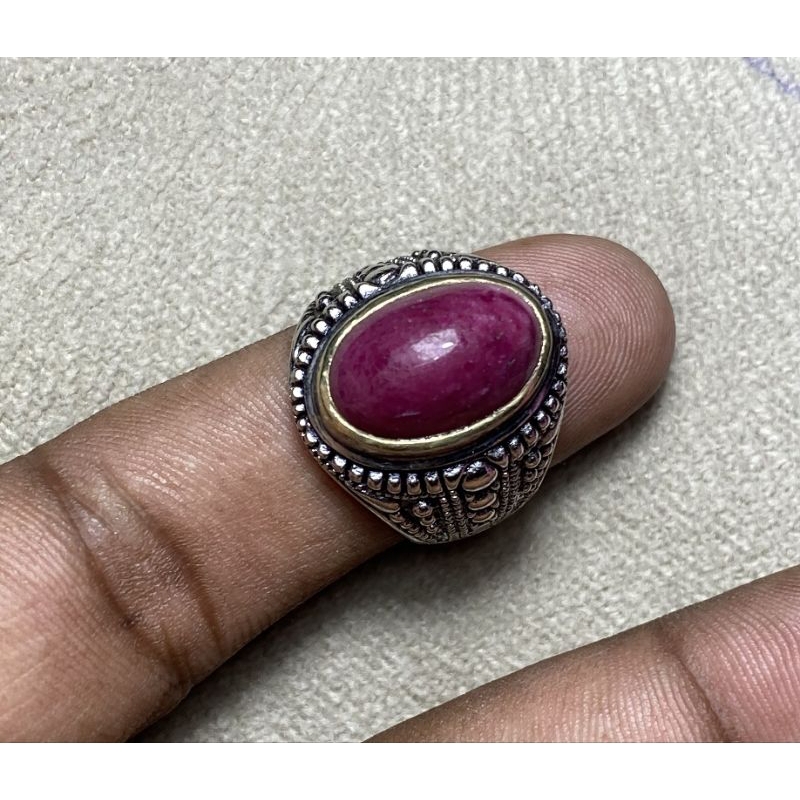 Cincin batu Ruby daging natural ruby old mines madagascar