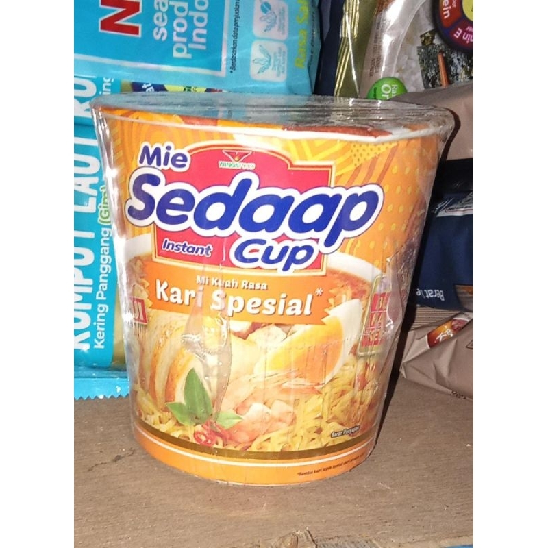 

sedaap cup kari spesial