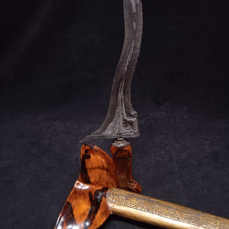 Keris Pulanggeni Luk 5