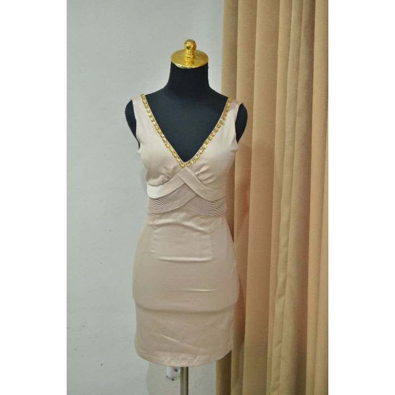 BCBG dress premium