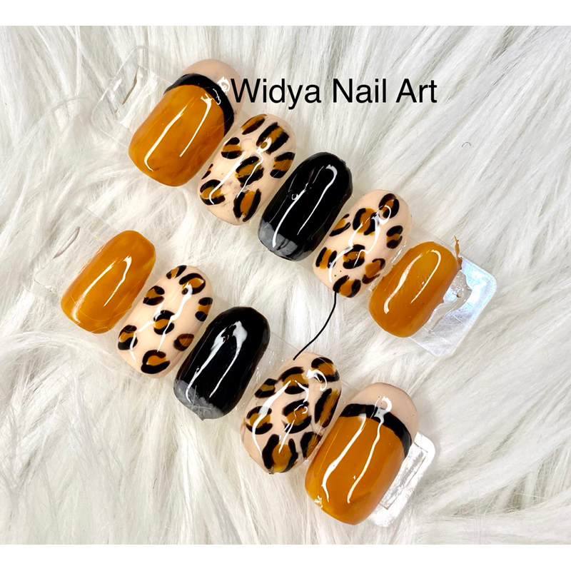 Nail art leopard cantik// kuku palsu wedding //kuku macan //kuku pengantin