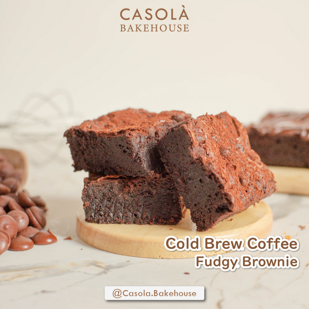 

Fudgy Brownies ( Cold Brew Coffee ) by casola bakehouse