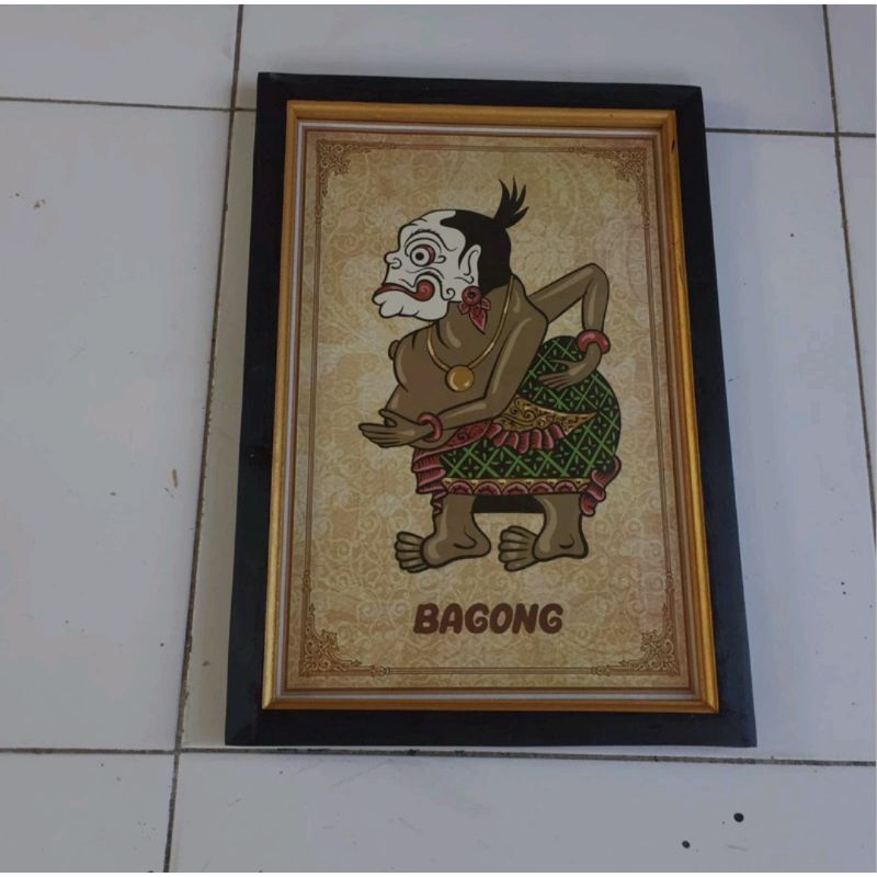 Hiasan dinding cetak gambar pewayangan Bagong plus bingkai UK 45x65cm