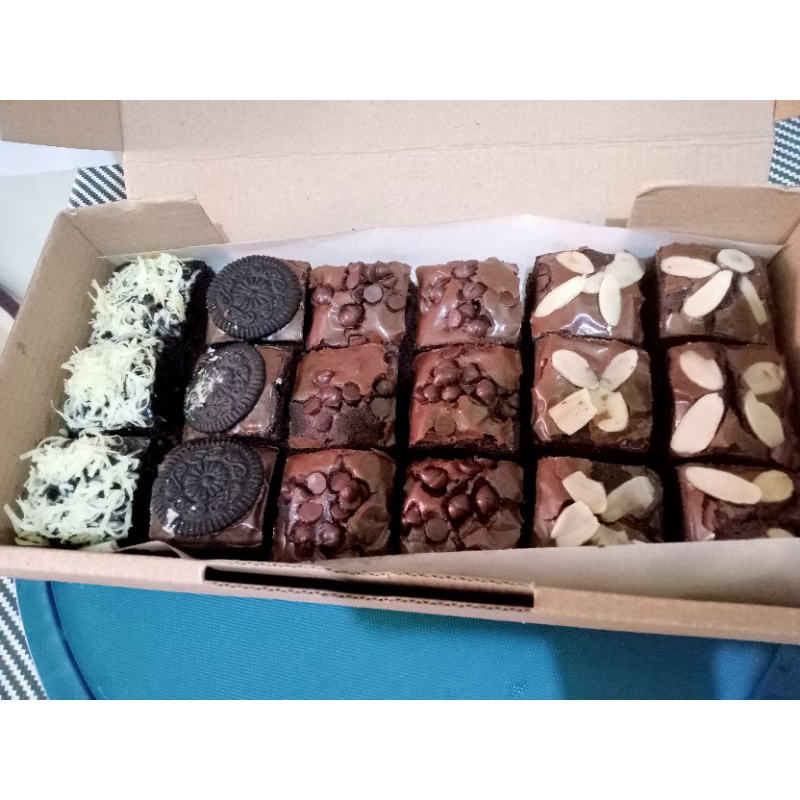 

Brownies sekat isi 18 ukuran 24