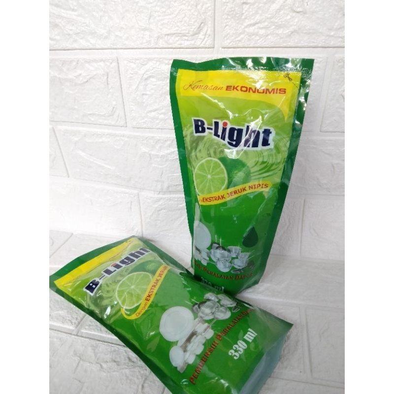 SABUN CUCI PIRING/PEMBERSIH PERALATAN DAPUR B-LIGHT ISI 330ml