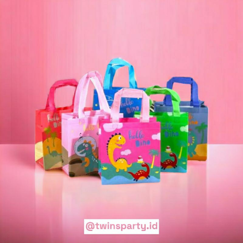 Tas goodie bag snack dan souvenir ulang tahun karakter | Tas karakter pesta ulang tahun
