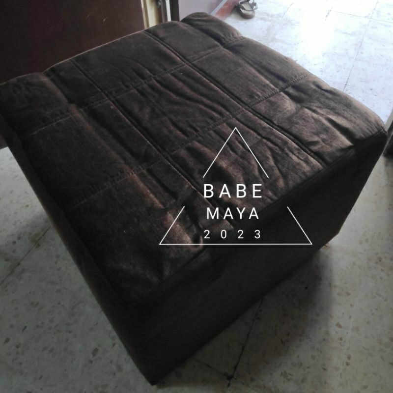 Sofa bludru minimalis satuan