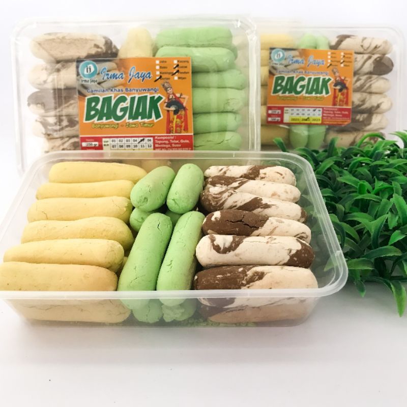 

YAQO MART - KUE KERING BAGIAK KHAS BANYUWANGI