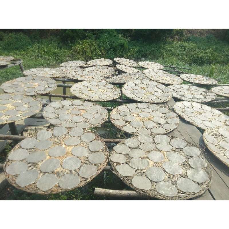

krupuk dan kemplang khas palembang