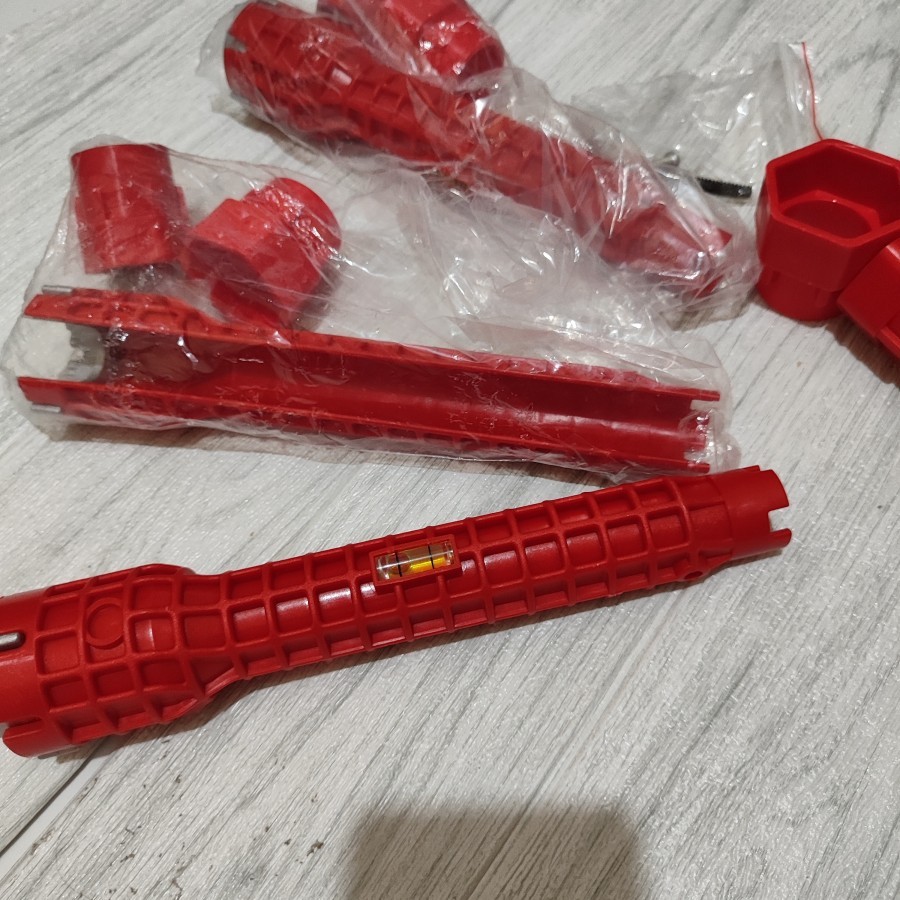 Kunci pas 8in1 alat pasang kran wastafel set kunci wastafel (merah)