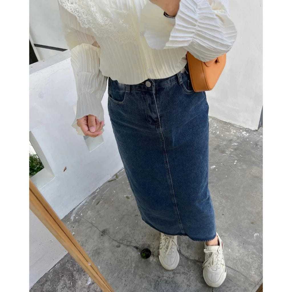 THEANA ROK JEANS SEPAN WANITA