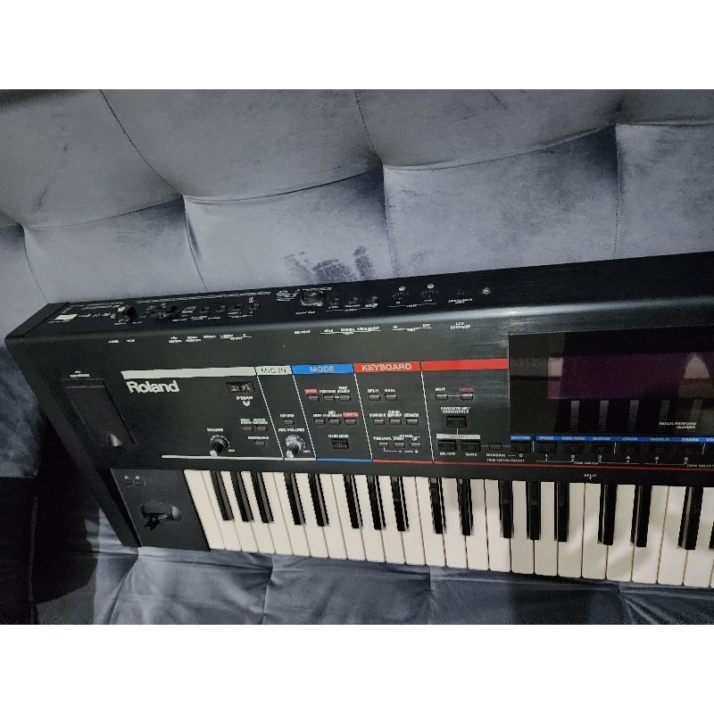 Roland Juno Stage 76 kondisi istimewa adaptor ori