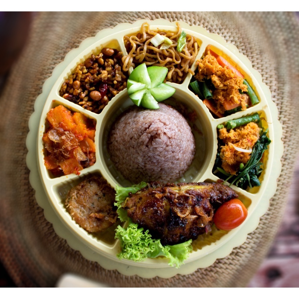 

TUMPENG MINI NASI KUNING PAKET EKONOMIS