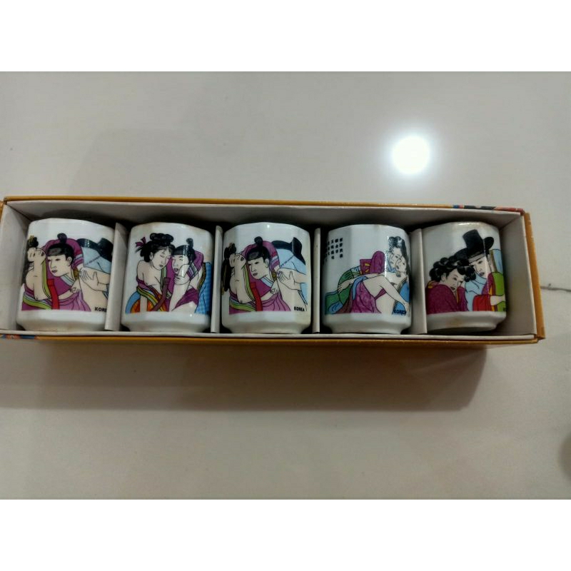 pajangan gelas antik ORI dari korea