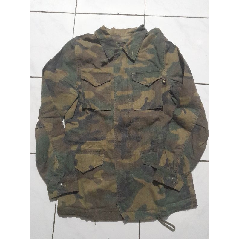 alpha industries ( bdu, army, OG 107, redwing, dr martens )