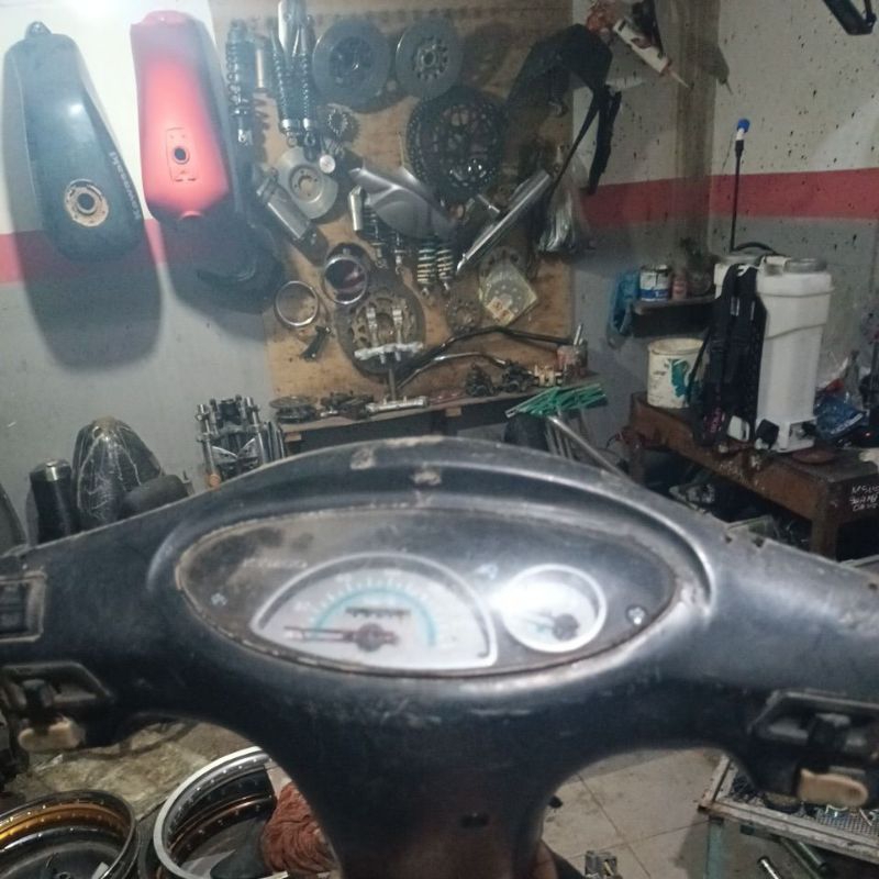 spedometer kymco easy