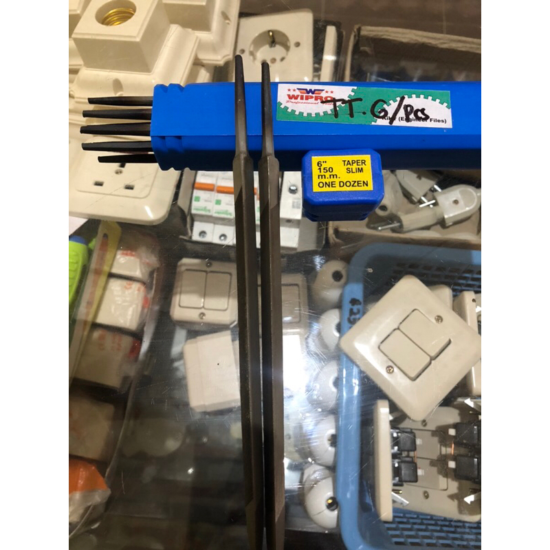 Kikir Segitiga Wipro