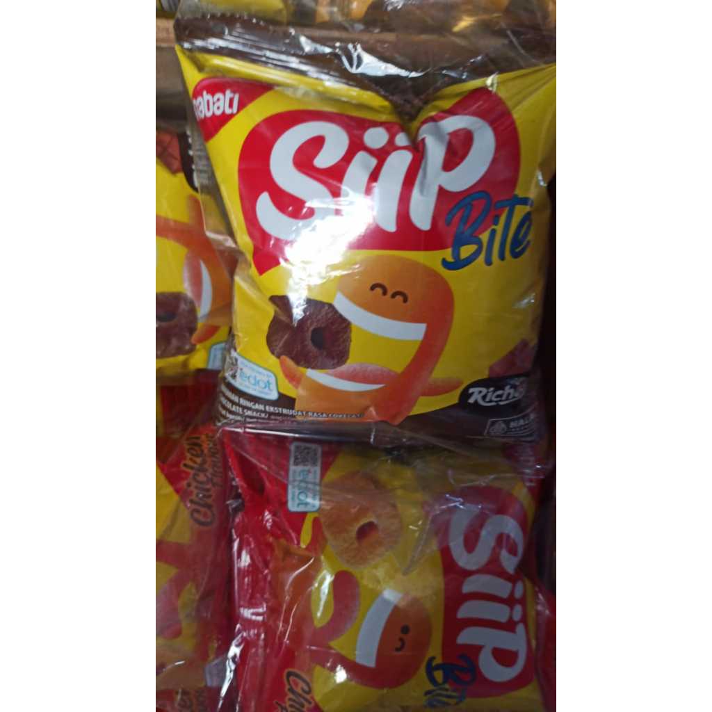 

Aneka Kerupuk / Ciki Snack Nabati Richesse Siip Bite Coklat, Keju, PotatoQ 2020 Kentang Sapi Panggang, BBQ, Rumput Laut, Klepon Sasha