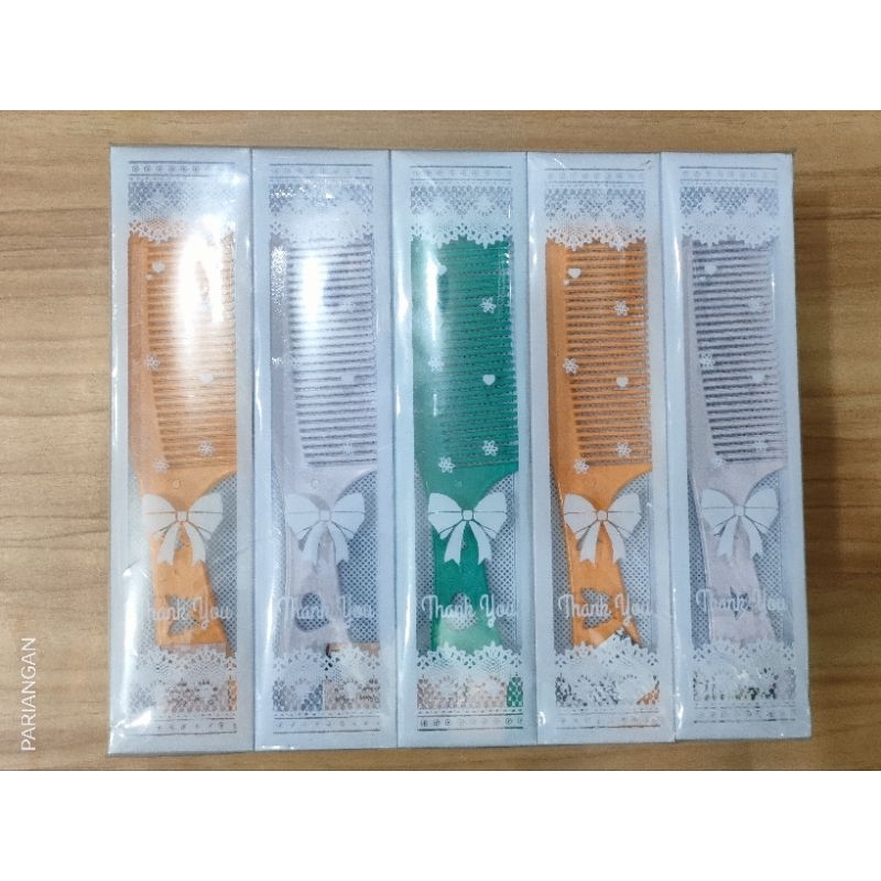(50 pcs) souvernir sisir mika besar / souvernir sisir mika / souvenir sisir / souvenir pesta / souve