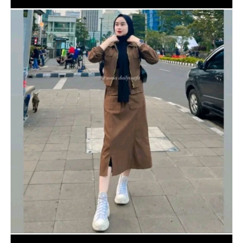 JENNIE ONE SET BOMBER JAKET ROK CARGO MUAT BB 40-75KG