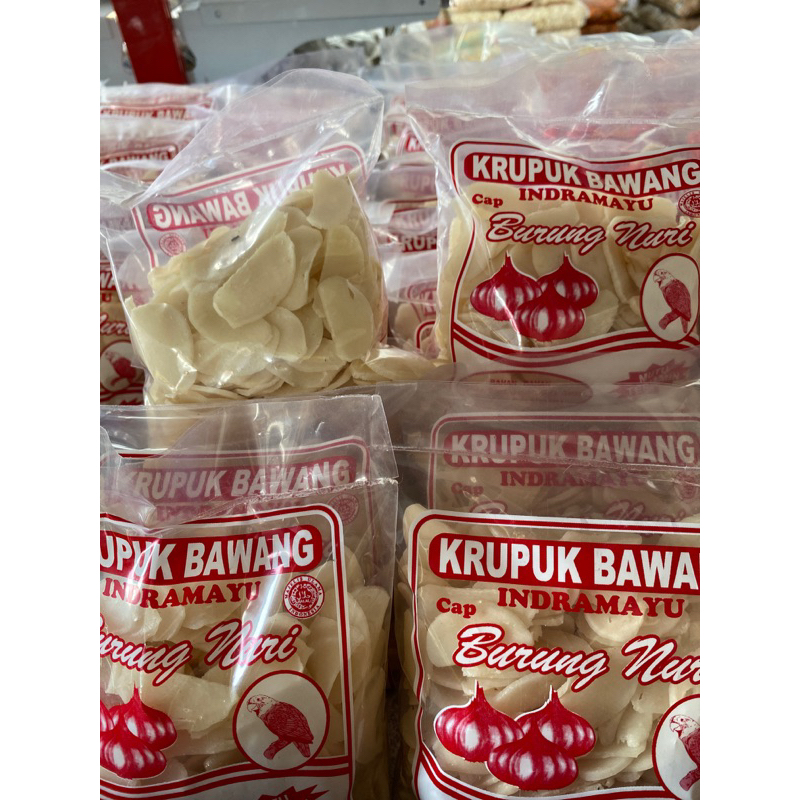 

Aneka krupuk mentah rasa jengkol, bawang, ikan cap “burung nuri” 200gr