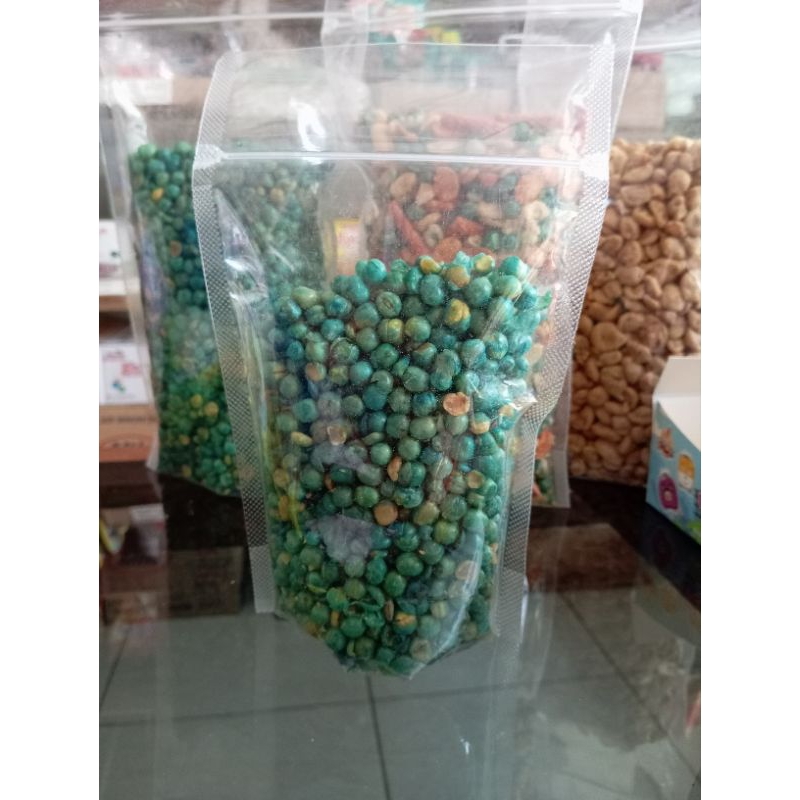 

Snack Kacang Kapri Kacang Polong ijo kacang jaipong kemasan pouch 230 gram