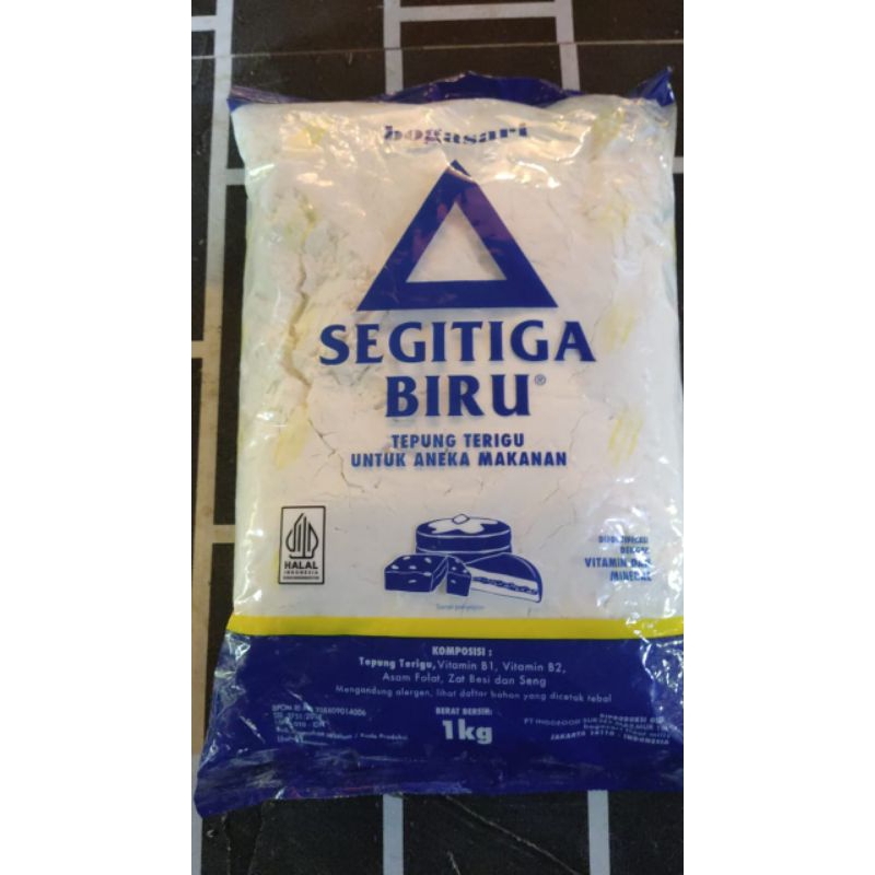 

SEGITIGA BIRU BOGA SARI - 1KG