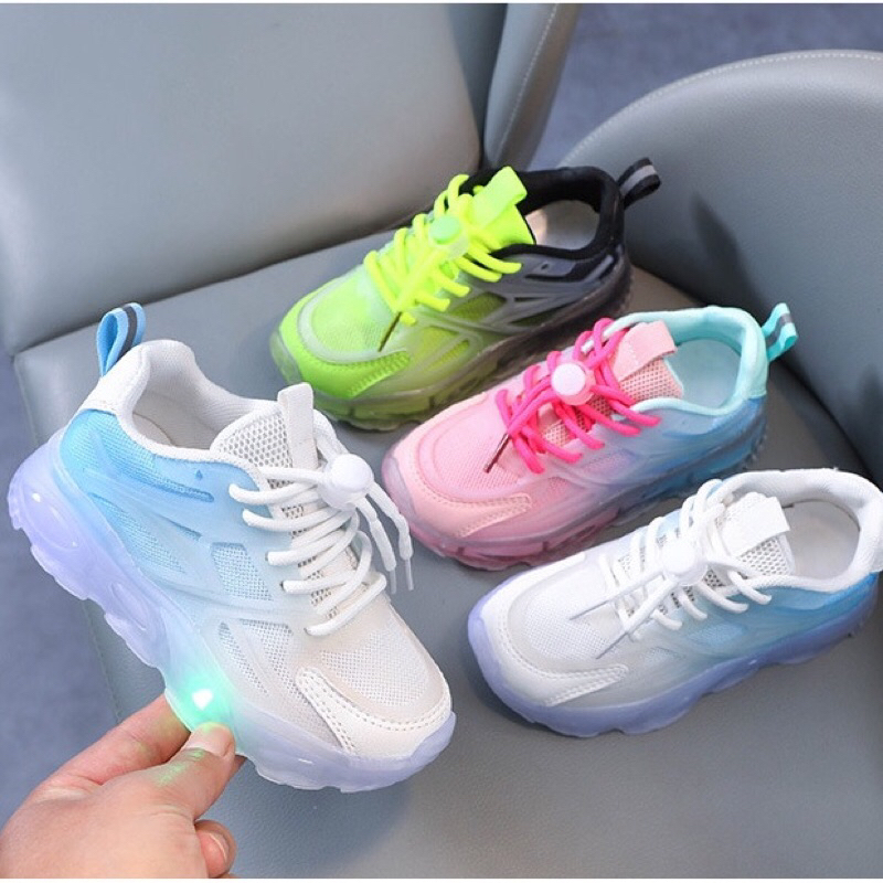 Sepatu Sneakers Anak Lampu LED IC