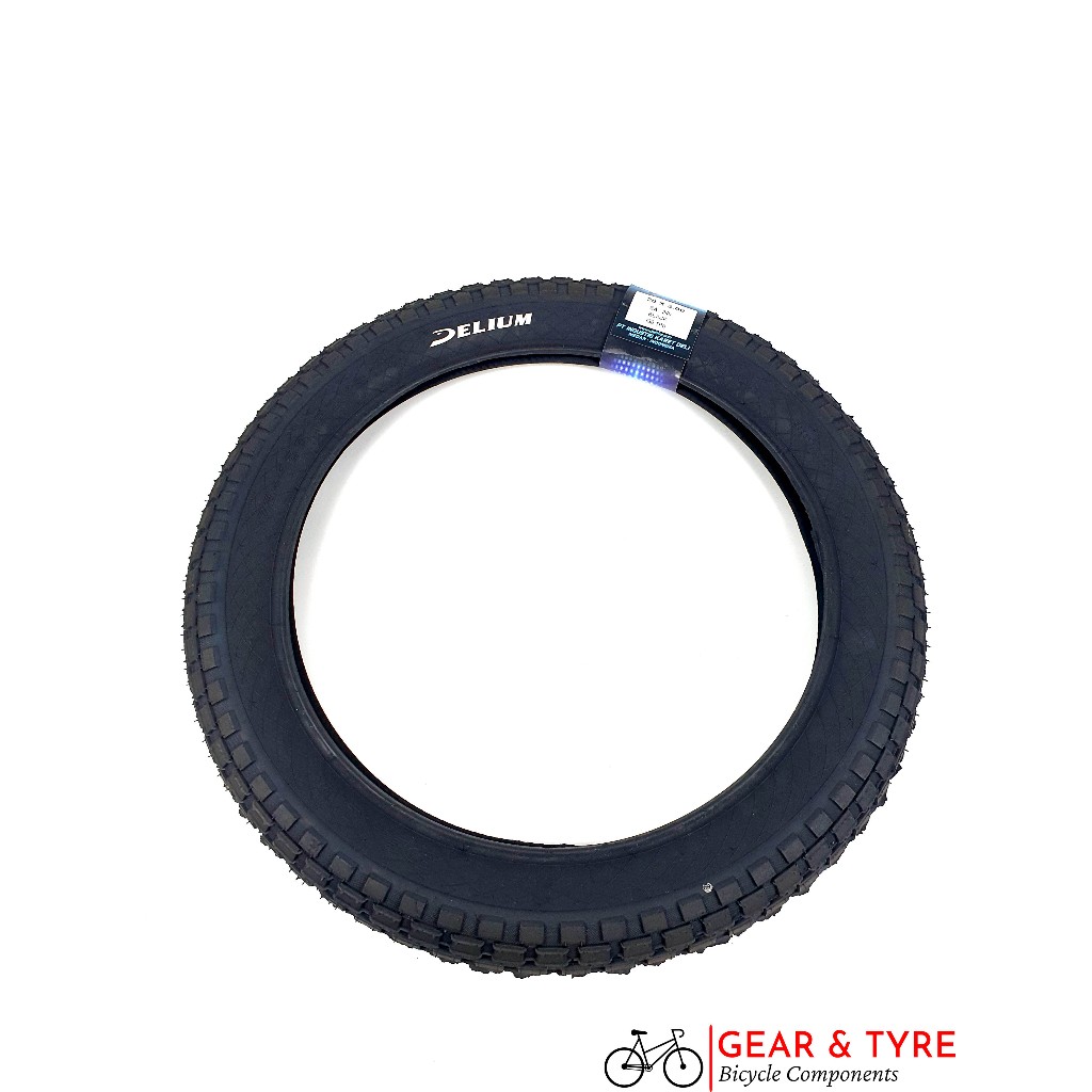 Ban Luar Sepeda Delium Swallow 20 x 3.00 Hitam Polos