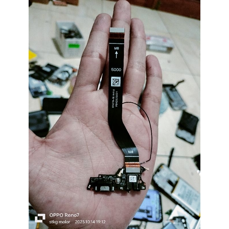 PLEXIBLE CHARGER PAPAN CHARGER REALME 7i ORIGINAL COPOTAN