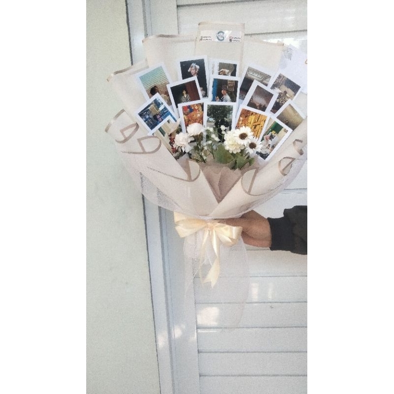 

Buket bunga || Wisuda || Ulangtahun