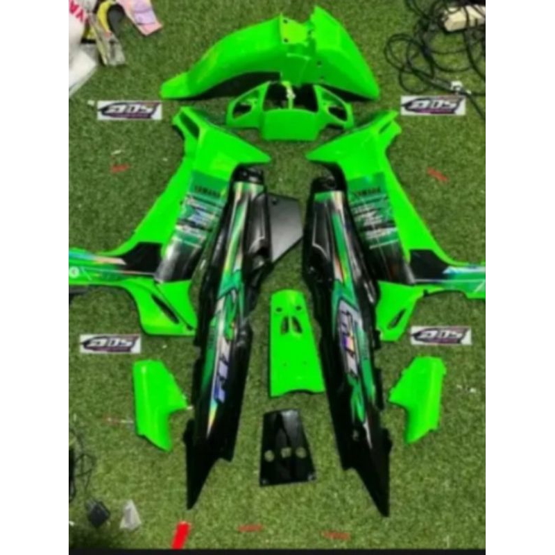 cover body halus Yamaha FIZR warna hijau hitam striping custom limited edition
