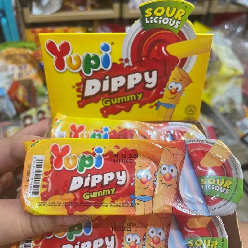 YUPI Dippy Gummy Sour Licious HALAL 22.5gr Kentang Goreng Permen