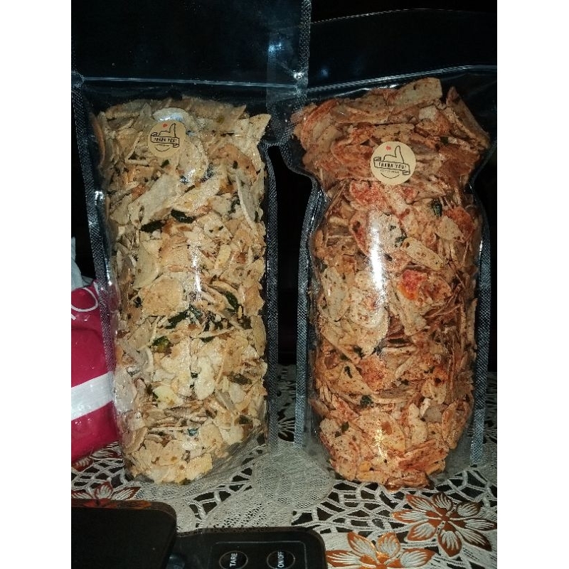 

Basreng Daun Jeruk Masbin 1 kg
