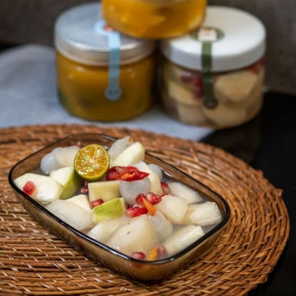 

Asinan jambu Kiamboy buah fresh produksi setiap hari kemasan toples seal 400gr