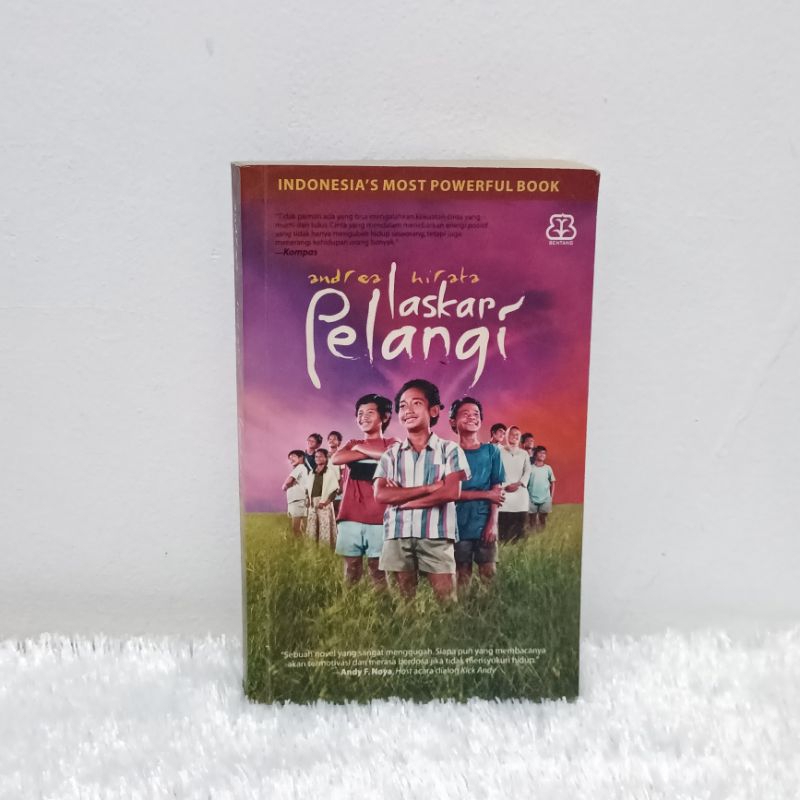 [PRELOVED ORI] Laskar Pelangi (Tetralogi laskar pelangi #1) - Andrea Hirata