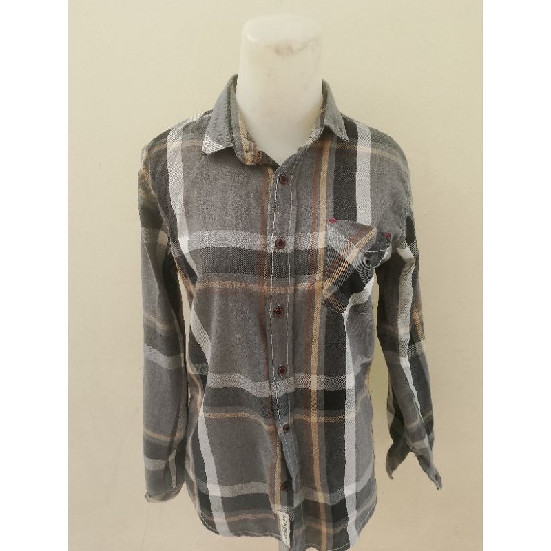 flanel abu preloved