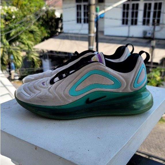 Authentic Sepatu Cowok Air Max 720 Original Second Size 45 (29 cm)