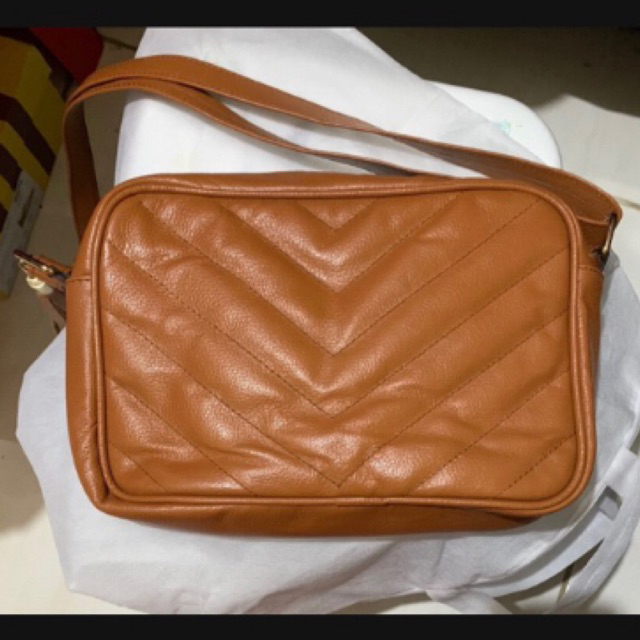 Preloved camera bag, tas selempang dari kulit sapi asli