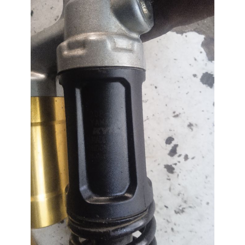 Sokbreker belakang n max tabung KYB original copotan
