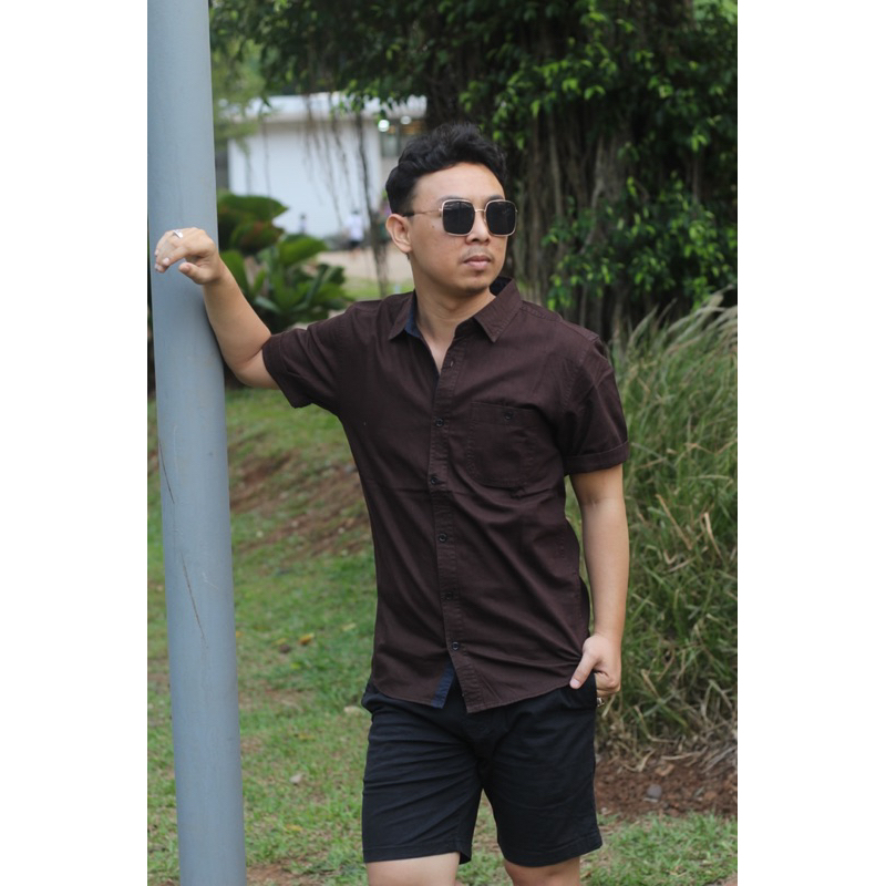 Kemeja Pendek Pria - Outfit Cowok Kece