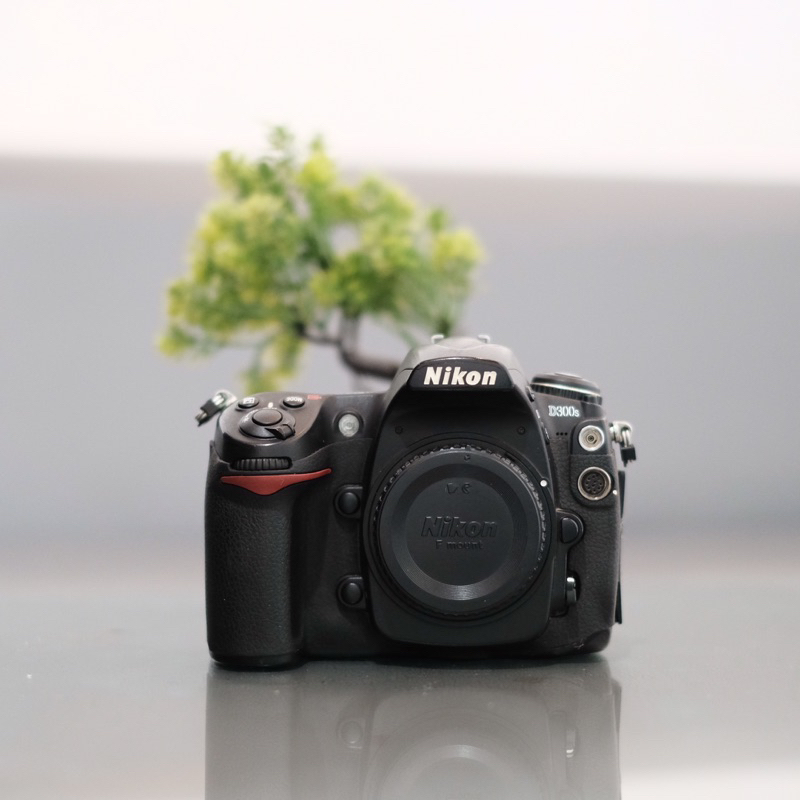 nikon D300s body only mulus termurah