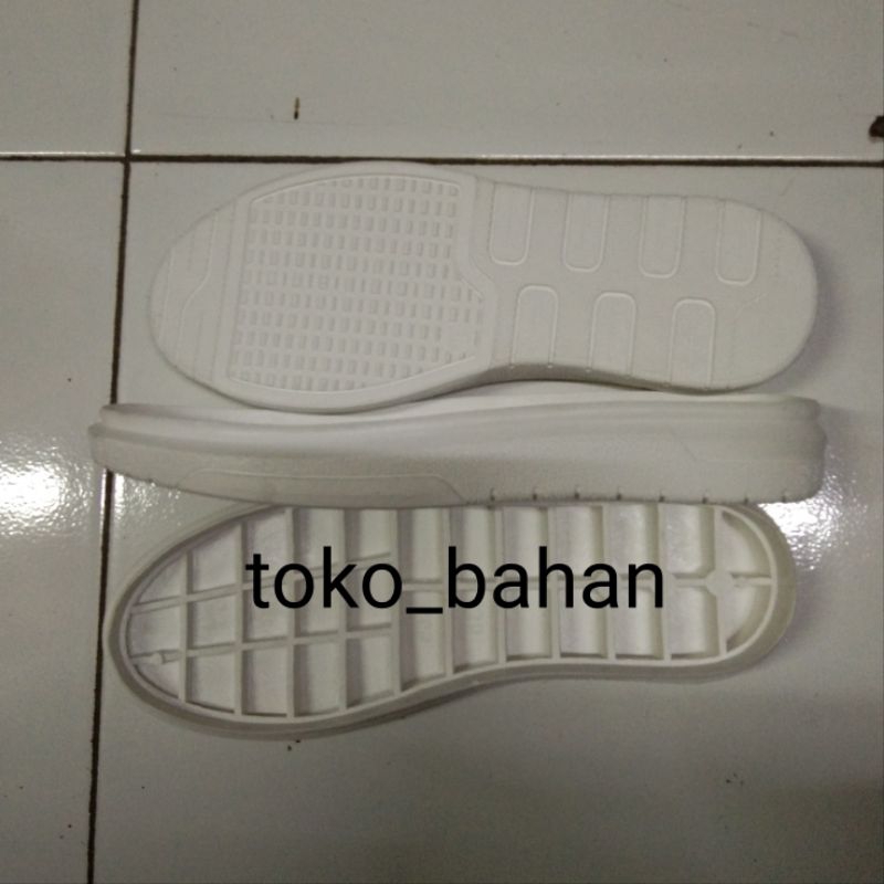outsole alas sepatu sneakers wanita ( IZ )