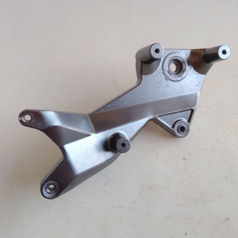 SWING ARM SKYWAVE 125 ORIGINAL COPOTAN DUDUKAN MESIN SKYWAVE
