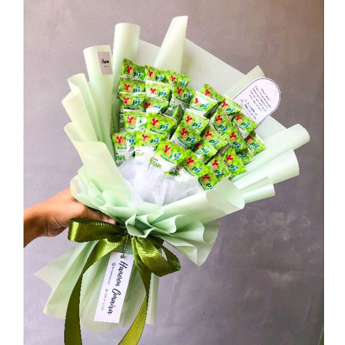 

Buket Yupi Bolicious isi 15-50 yupi Medium to Large
